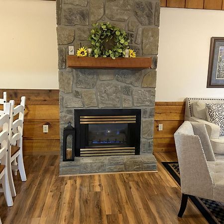 Tucked Away Cabin Pigeon Forge Bagian luar foto