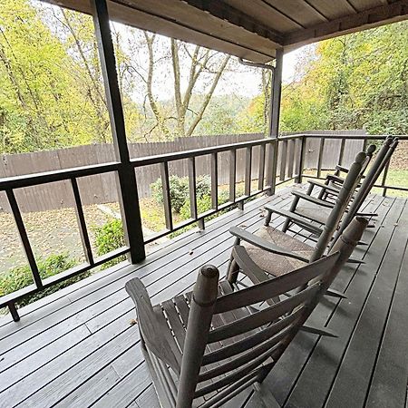 Tucked Away Cabin Pigeon Forge Bagian luar foto