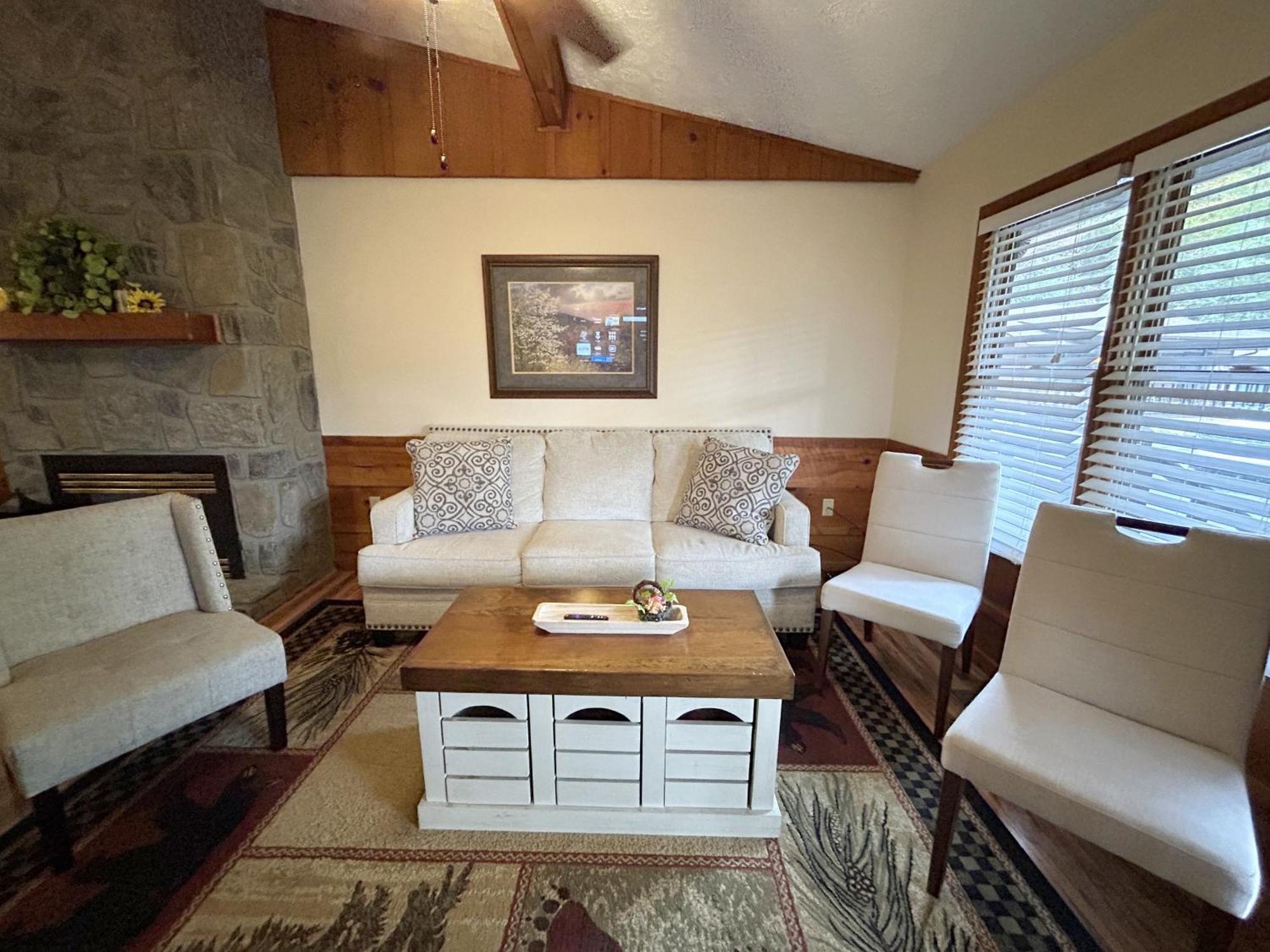 Tucked Away Cabin Pigeon Forge Bagian luar foto
