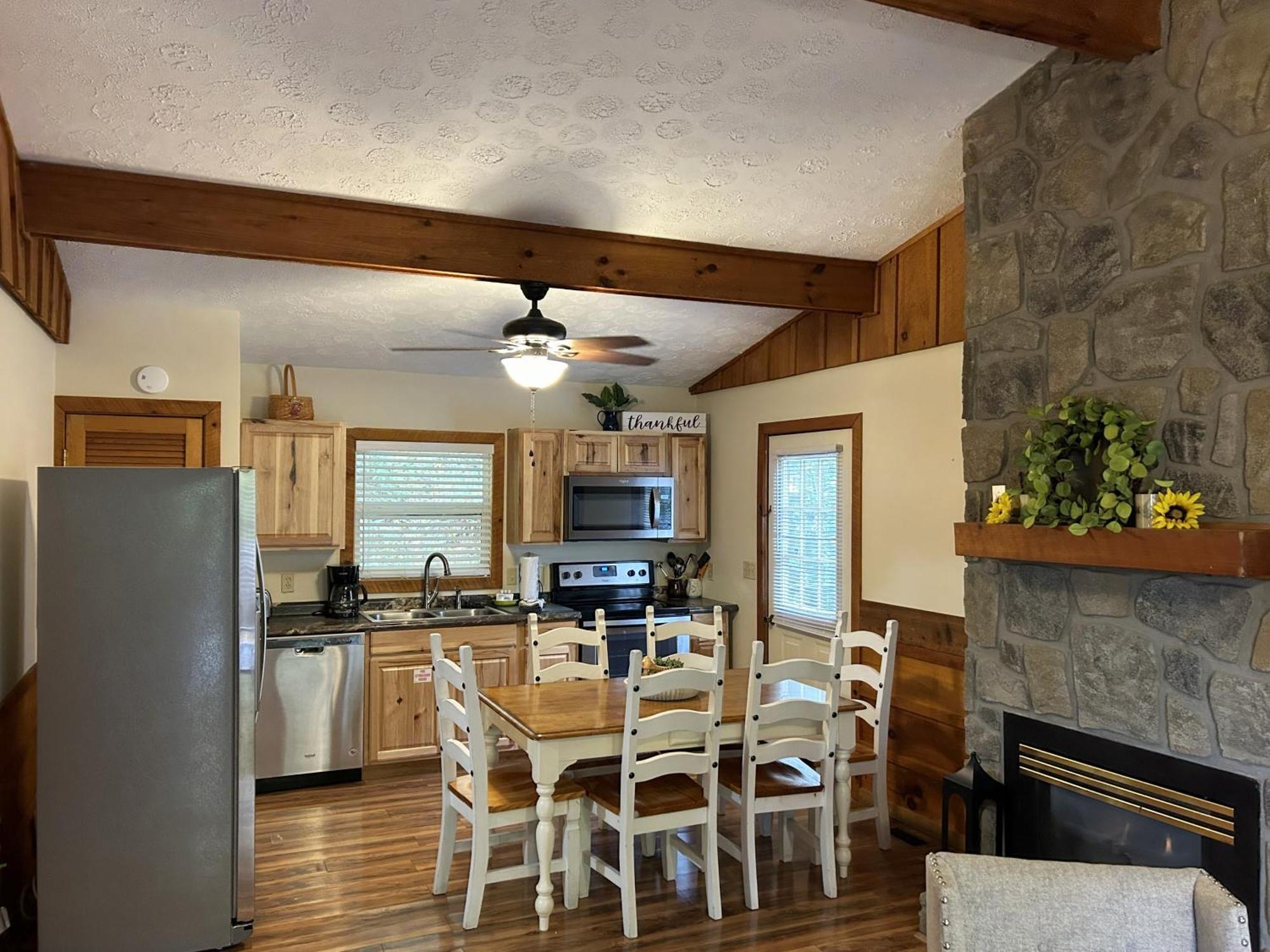 Tucked Away Cabin Pigeon Forge Bagian luar foto