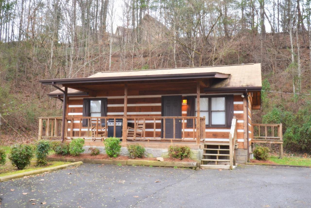 Tucked Away Cabin Pigeon Forge Bagian luar foto